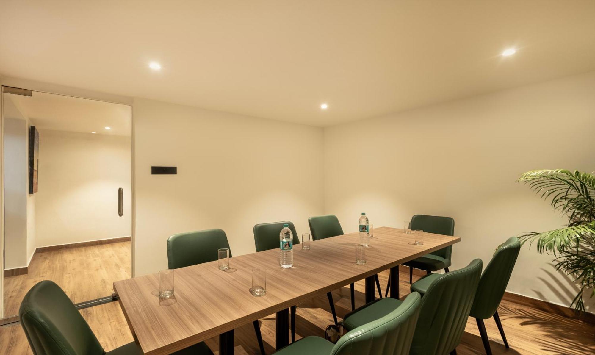 Treebo Premium Vapr Ashok Nagar Hotel Chennai Luaran gambar