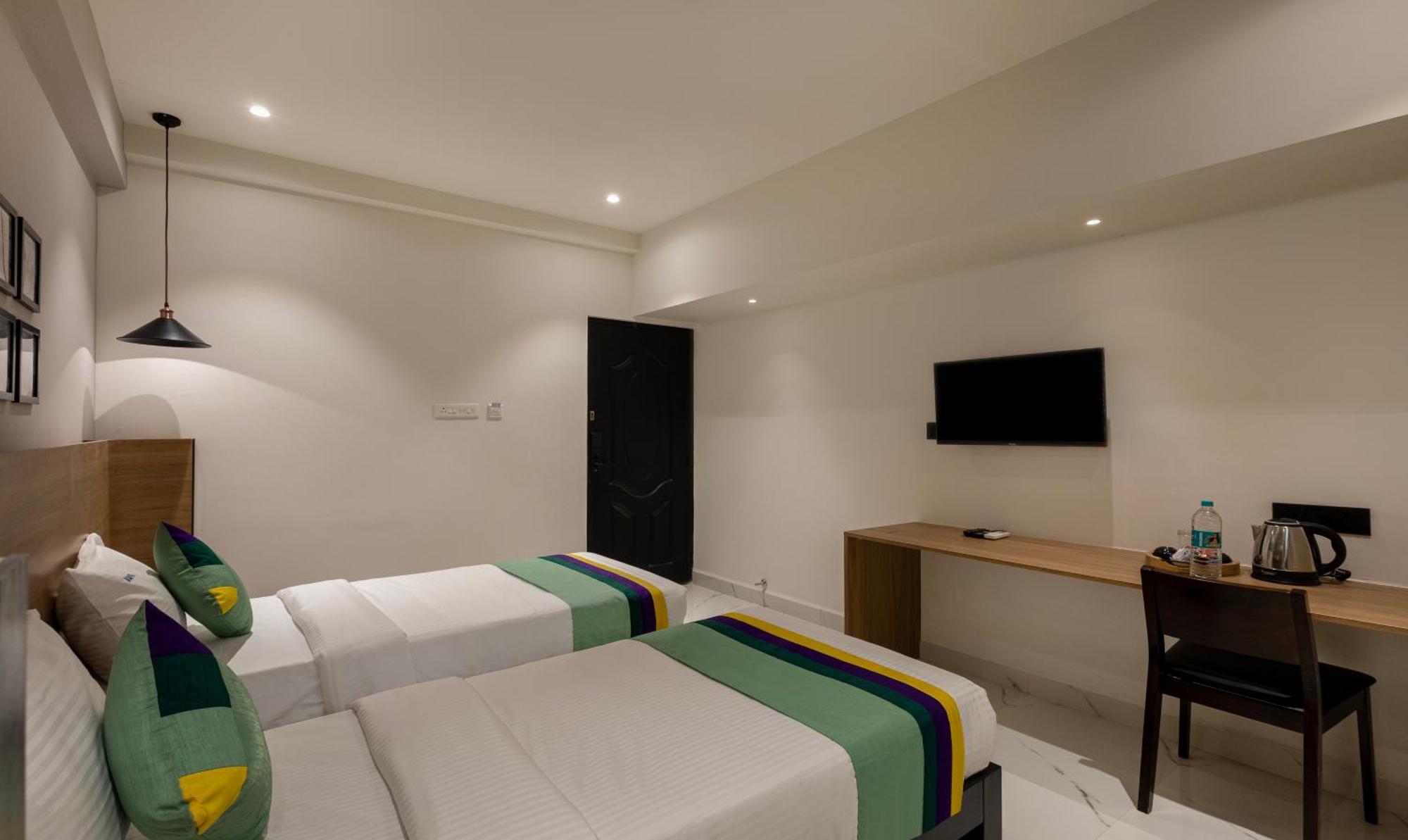 Treebo Premium Vapr Ashok Nagar Hotel Chennai Luaran gambar