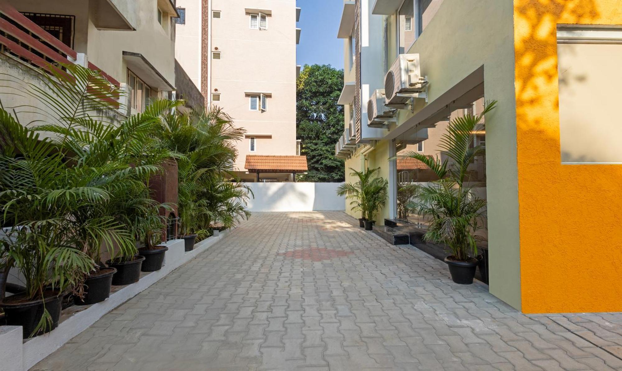 Treebo Premium Vapr Ashok Nagar Hotel Chennai Luaran gambar